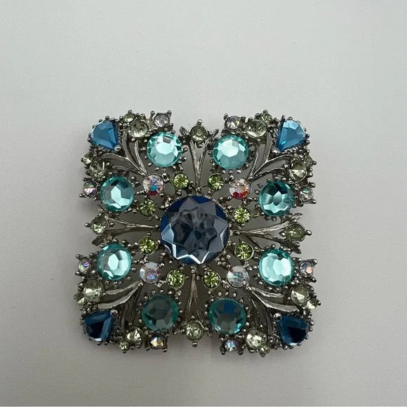 Vintage Aurora Borealis Silver Tone Blue Green Stones Brooch - Picture 2 of 13